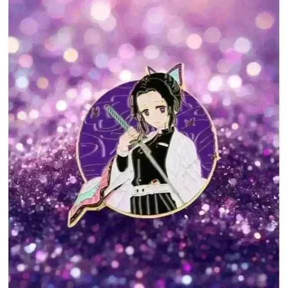 Demon Slayer: Kimetsu no Yaiba Shinobu Kochō Enamel Pin - Picture 1 of 5